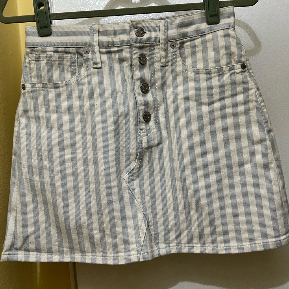Madewell mini skirt
